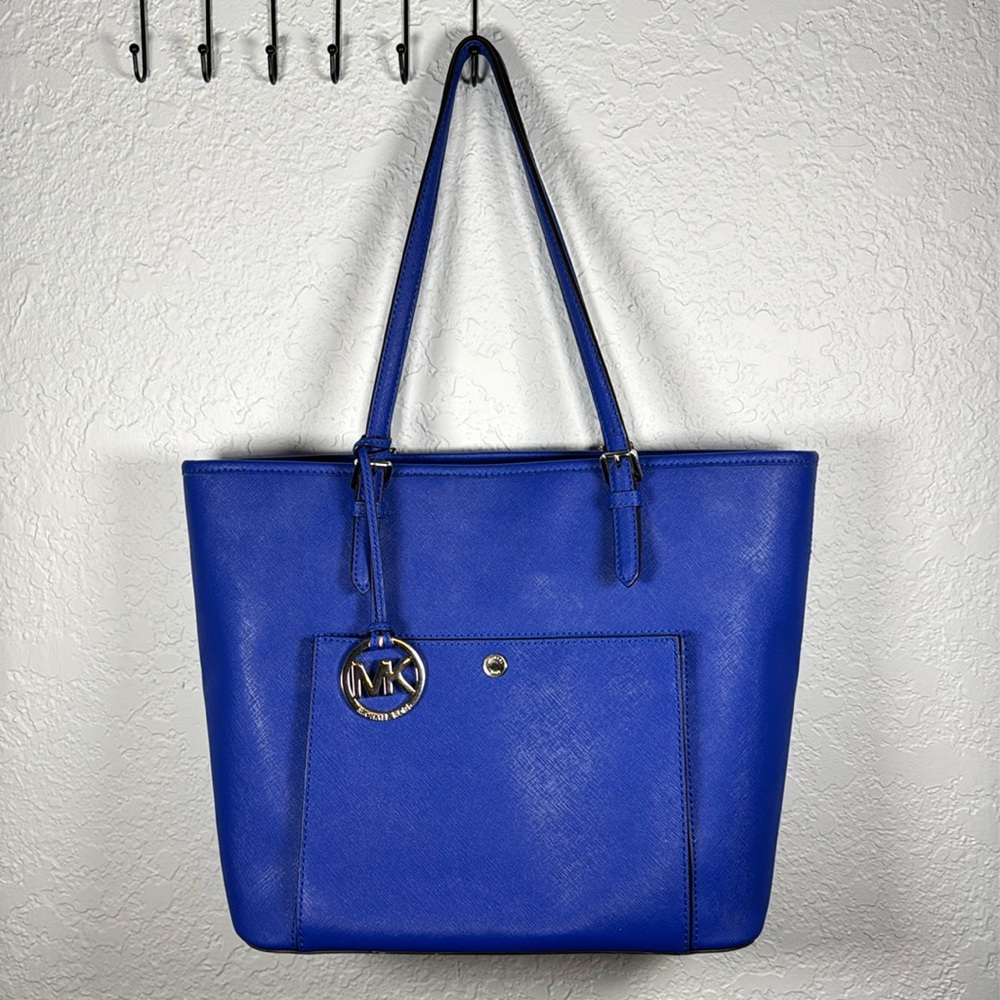 🎁 Michael Kors Jet Set Pocket Tote Royal Blue Saffiano Leather SALE